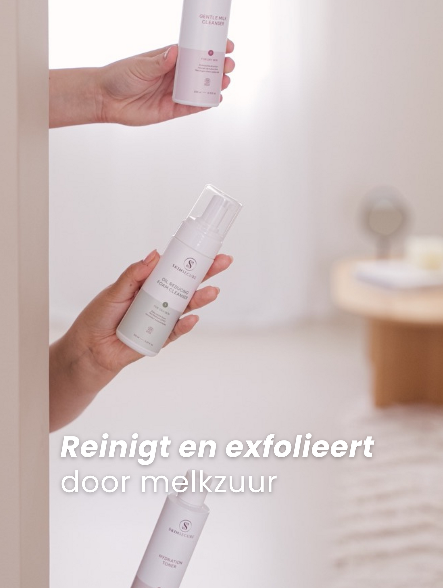 Oil Reducing Foam Cleanser | Reinigt & Exfolieert